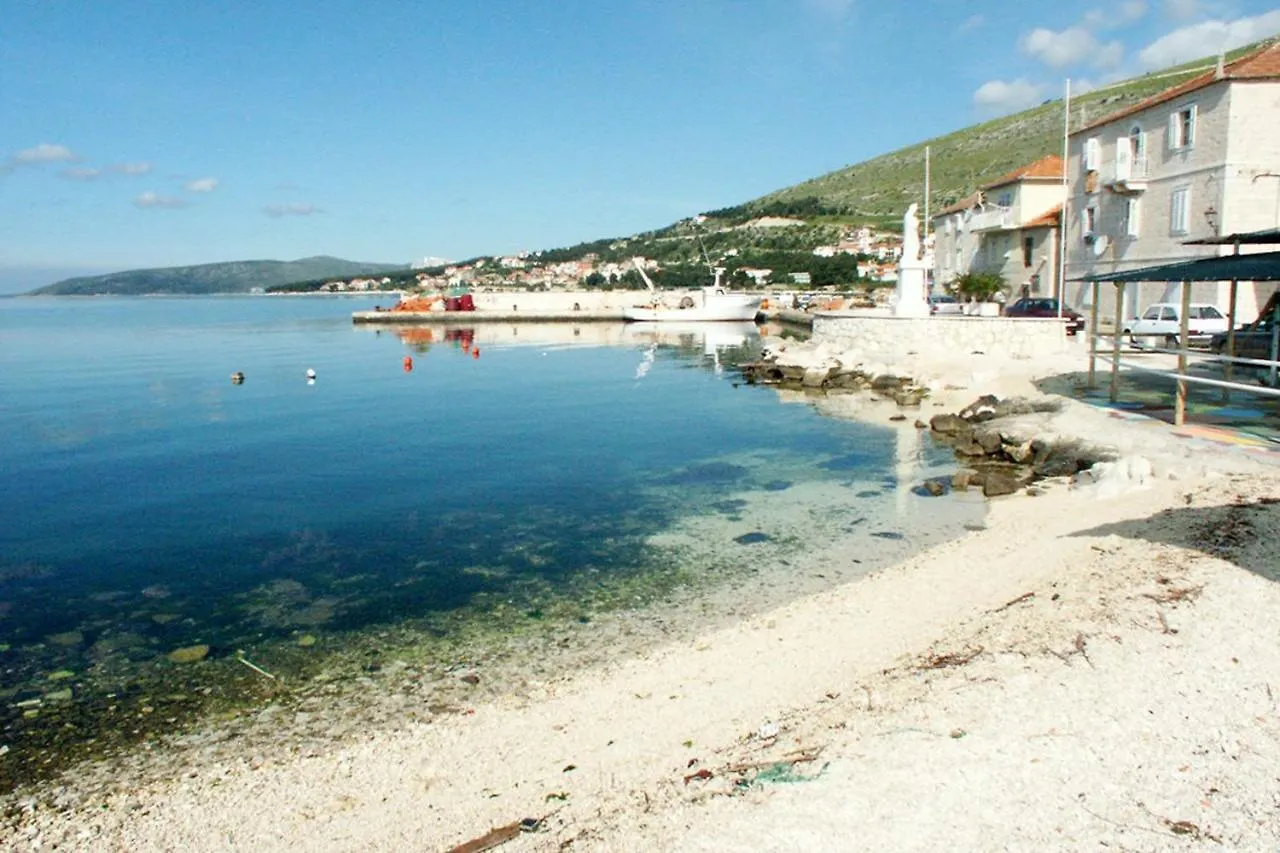 Apartments By The Sea Seget Donji, Trogir - 2041 קרואטיה