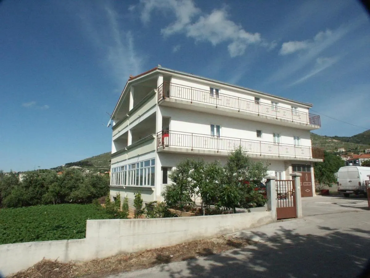 Apartments By The Sea Seget Donji, Trogir - 2041