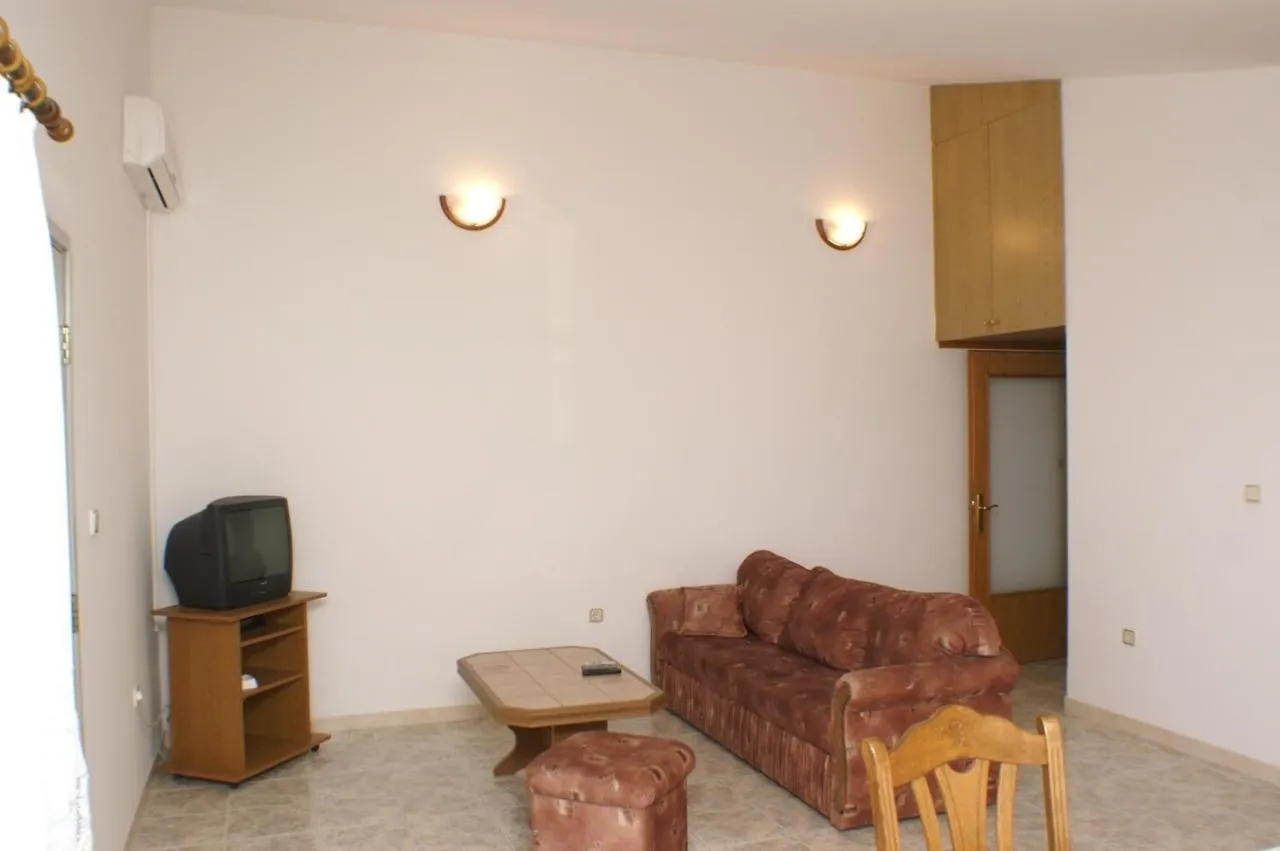 Apartments By The Sea Seget Donji, Trogir - 2041