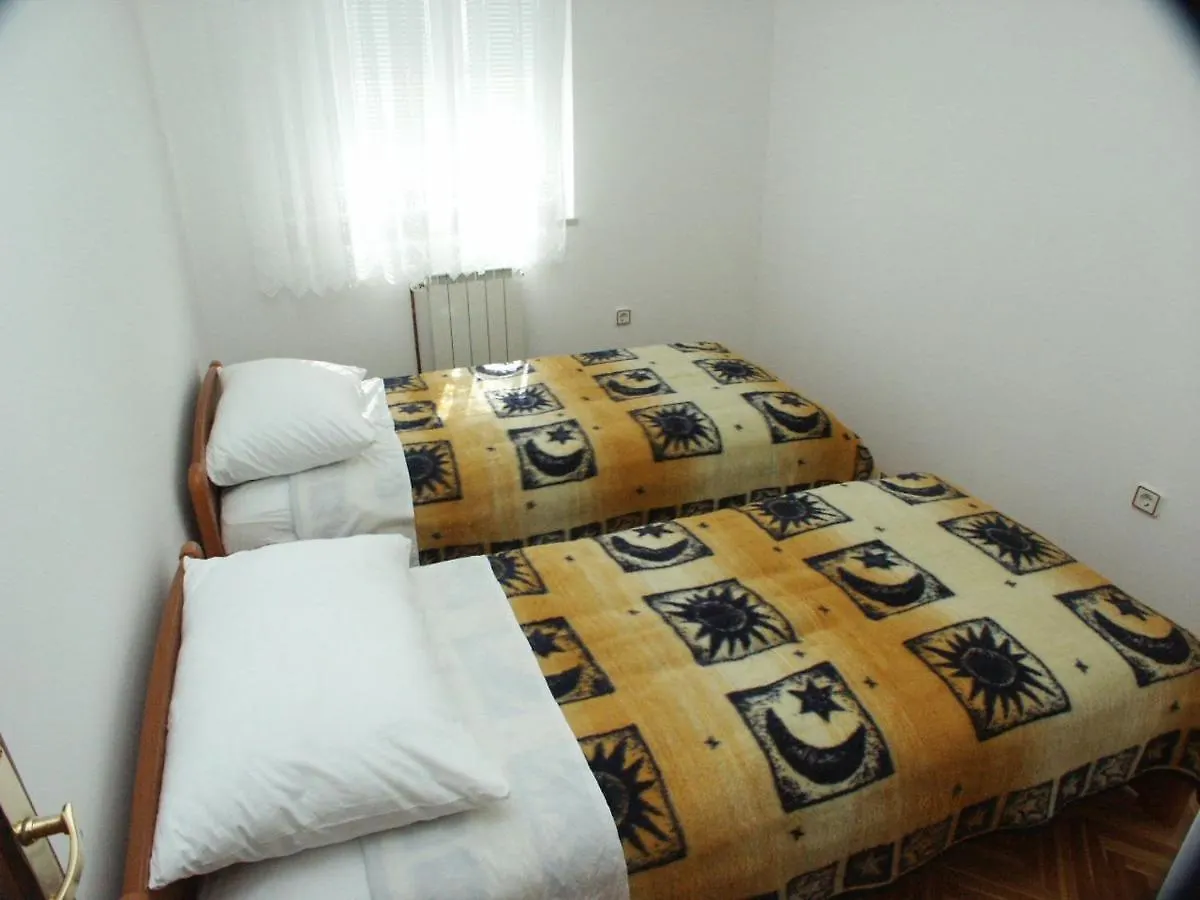 Apartments By The Sea Seget Donji, Trogir - 2041
